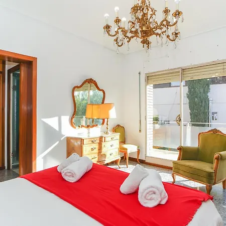 Bed Bcn Hills House Casa vacanze Barcellona