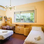 Bed Bcn Hills House *
