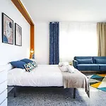 Bed Bcn Hills House Barcelona