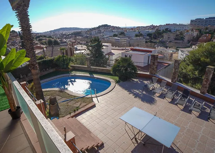 Bed Bcn Hills House بيت للعطل