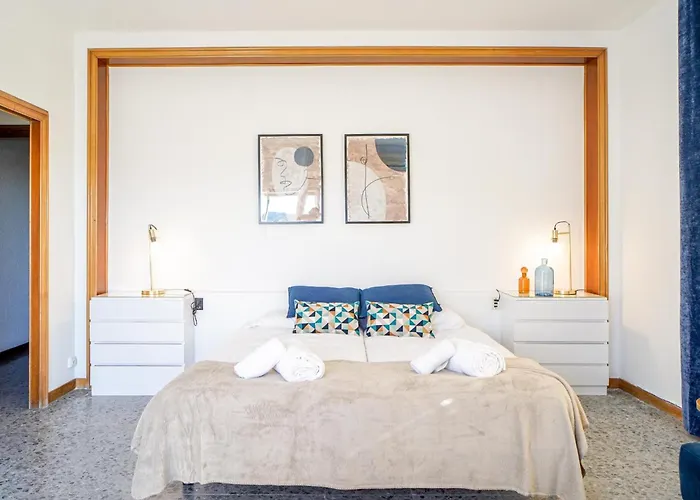Bed Bcn Hills House *